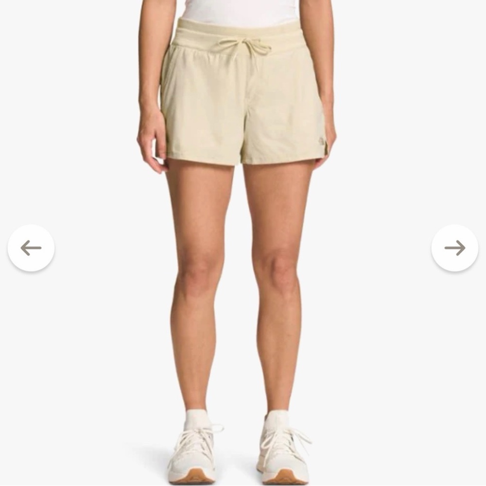 The North Face Aphrodite Motion Shorts Gravel Size Medium